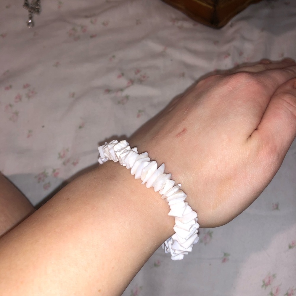Shell braclet